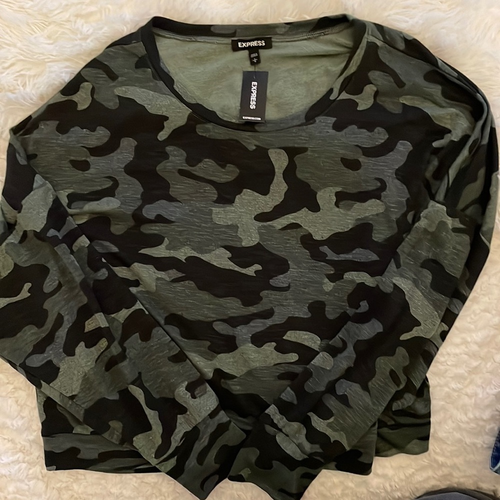 Express camouflage top size large new with tags camo express shirt